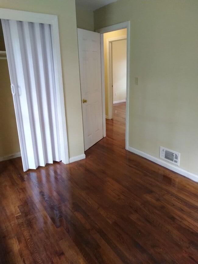 Photo - 108 Mount Zion Rd House