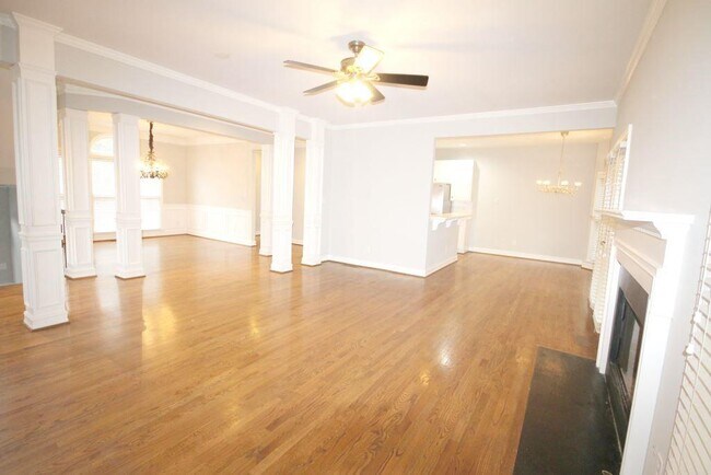 Building Photo - 2552 Chestnut Landing