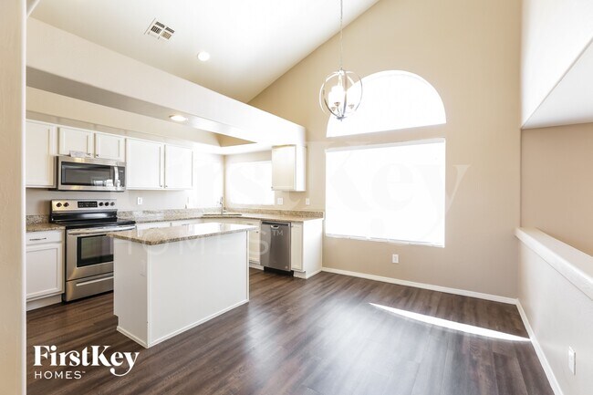 Foto del edificio - 11009 W Frier Dr