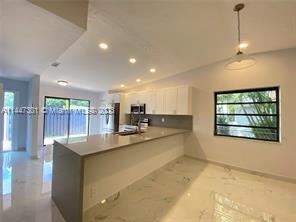 Foto del edificio - 3 br, 2 bath House - 6236 SW 26th St # A