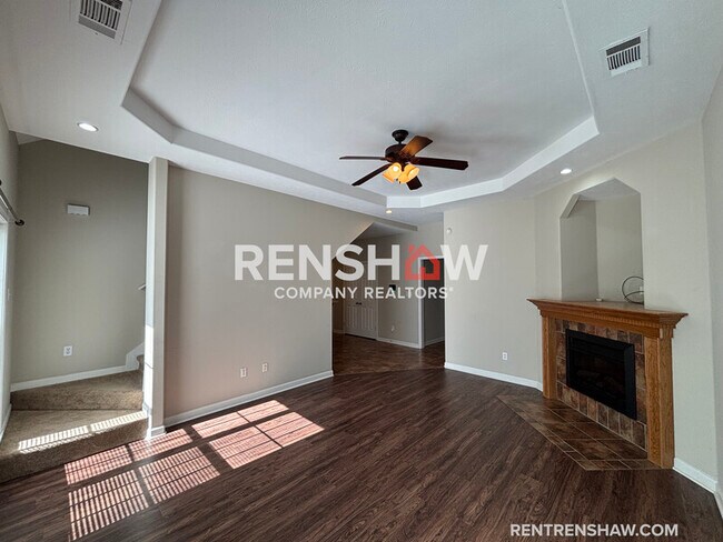 Building Photo - 152 Brighton Village Loop