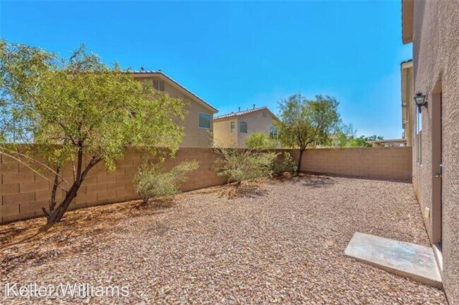 Building Photo - 4 br, 2.5 bath House - 8818 PALM CREEK COURT