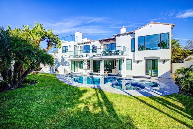 Building Photo - 1070 Coronado Ave