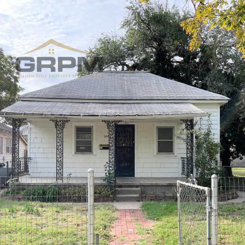 Primary Photo - 2 Bedroom 1 Bathroom Bungalow