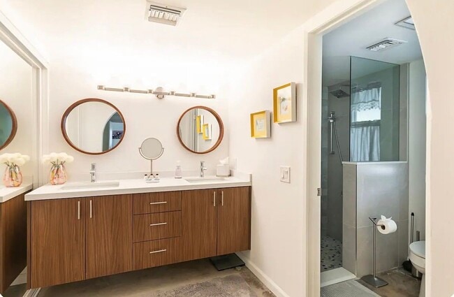Foto del edificio - 68910 Tachevah Dr