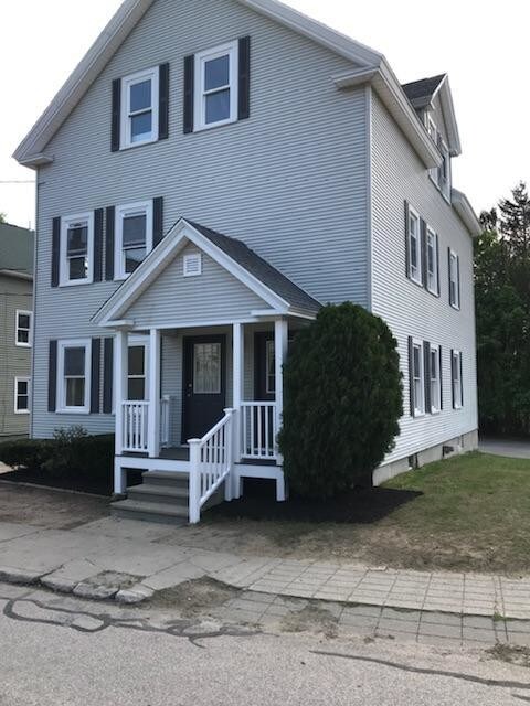 Exterior Front - 15 Robinson St