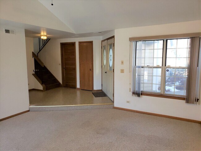 Foto del edificio - 107 Sumac Ln