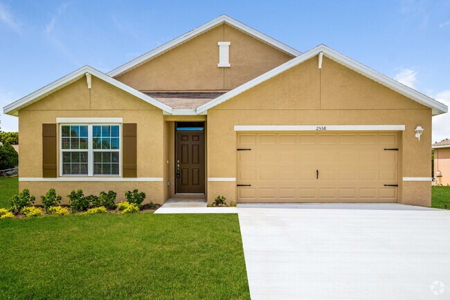 Building Photo - 2558 Surfside Blvd