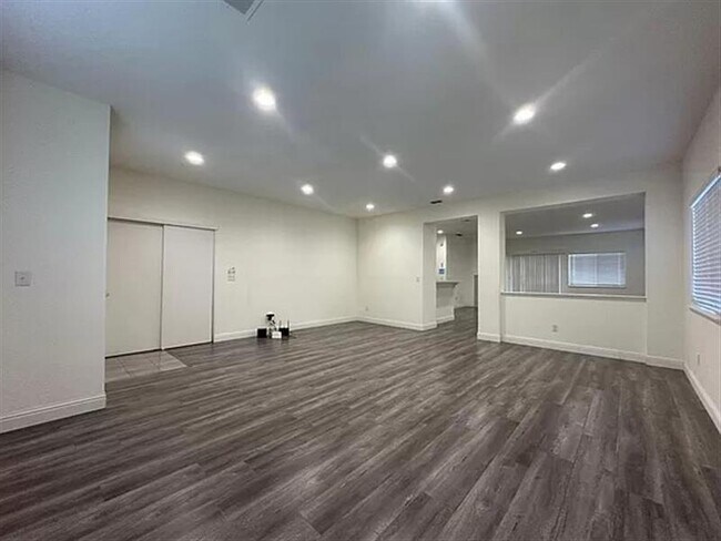 Building Photo - 7776 19th St