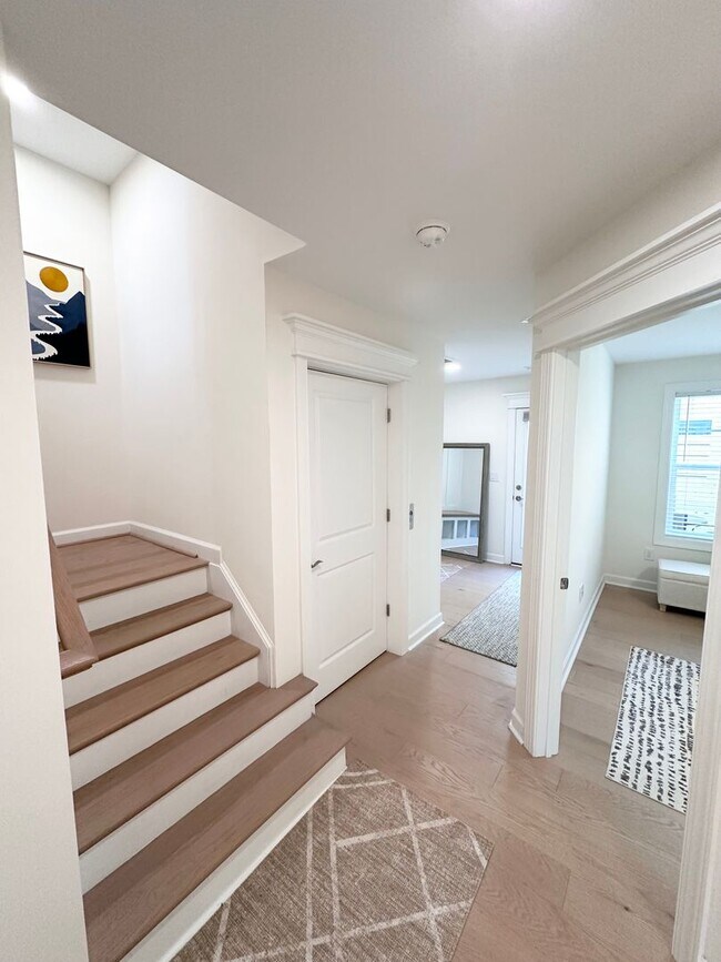 Foto del edificio - 2024 Built | Fully Furnished Modern Oceanf...