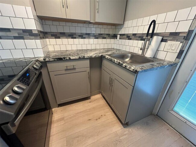 Foto del edificio - 626 29th Ave S