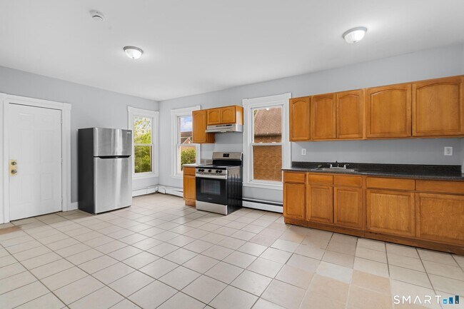 Foto del edificio - 354 Poplar St
