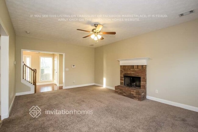 Building Photo - 225 Hedgewood Dr