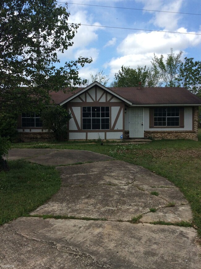 Building Photo - 3 br, 2 bath House - 4535 Wimbledon Road