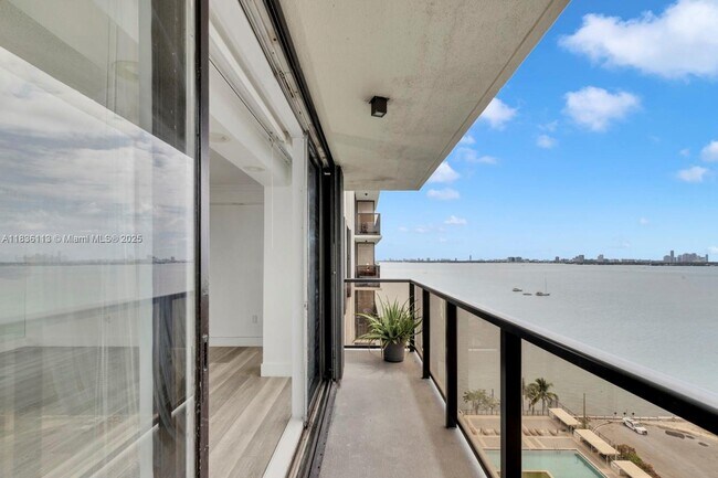 600 NE 36th St Unit 1404 Miami - 600 Ne 36th St Unit 1404 Miami Fl Building Photo 