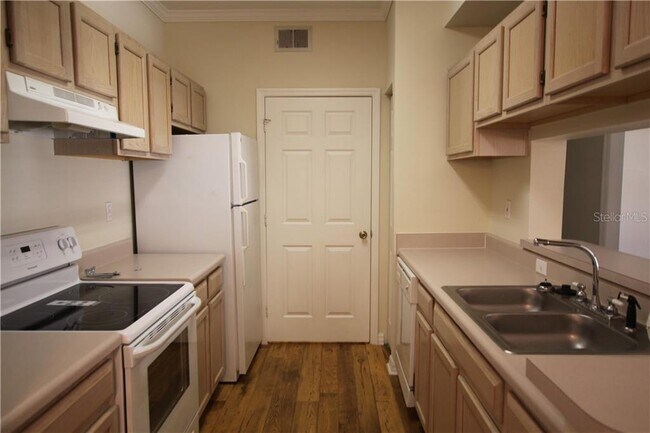 Building Photo - 5620 Pinnacle Heights Cir