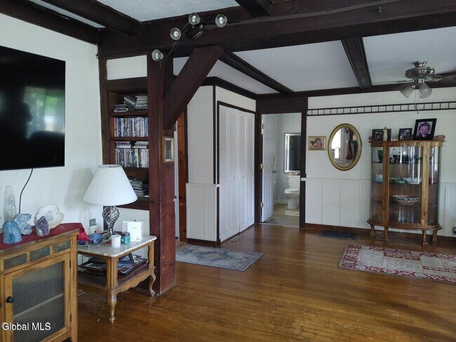 Foto del edificio - 2001 NY-9N Scenic