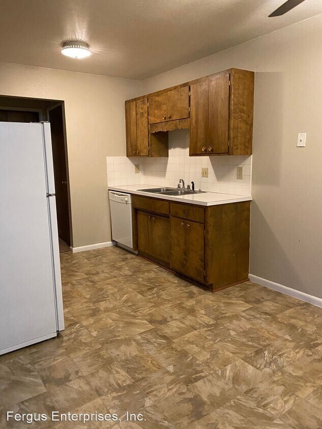 Foto principal - 719 E Cavour Ave