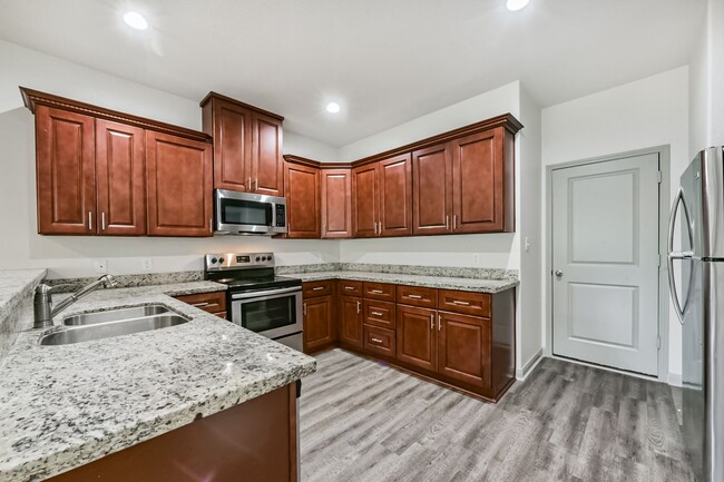 Foto del edificio - 914 Shady Ln