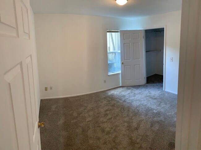 Foto del edificio - 1725 Palm Cove Blvd