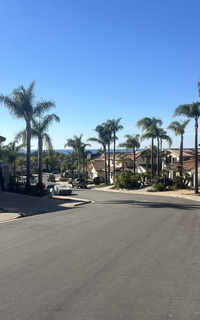 Foto del edificio - Charming 2-story home in Pismo Beach