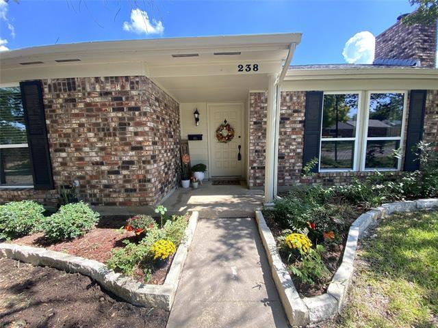 Foto del edificio - 238 Pinyon Ln