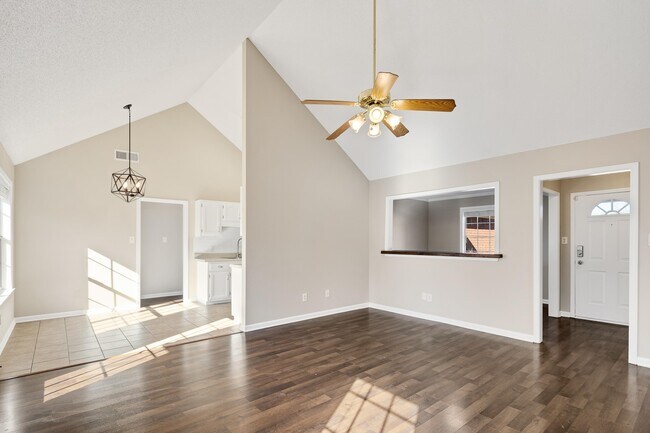 Foto del edificio - 7775 Shadow Elm Ln