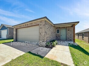 Building Photo - 9701 Stallion Dr
