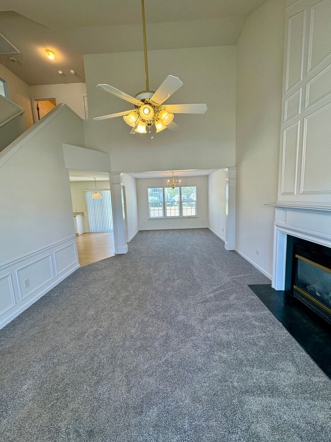 Building Photo - 3BR/2.5BA Awesome South Charlotte Location