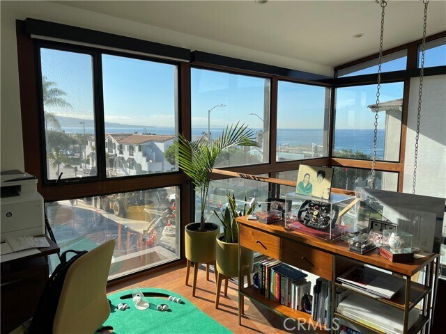 Foto principal - 1501 Crest Dr
