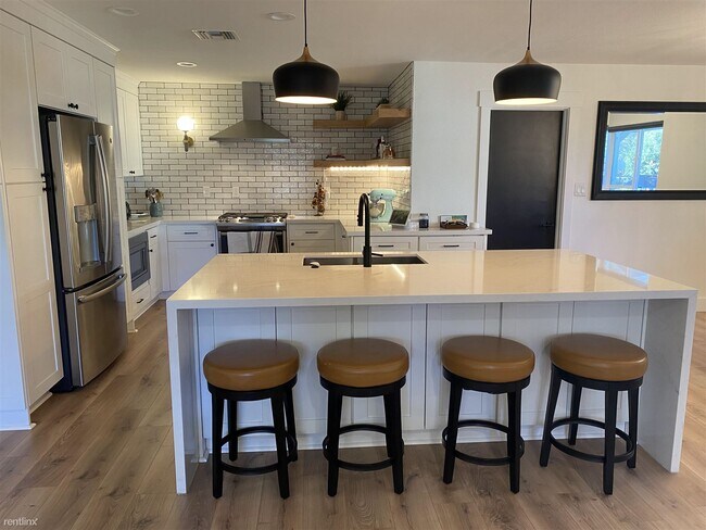 Foto del edificio - 3 br, 2 bath House - 4525 North 82nd Street