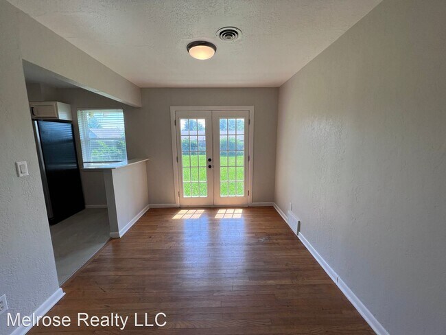 Building Photo - 3 br, 1.5 bath House - 4204 N Ann Arbor Ave