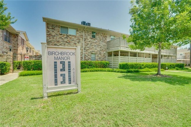 Building Photo - 5038 Matilda St