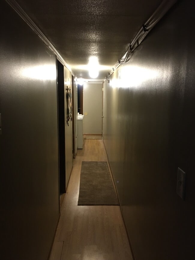 Building Photo - 35500 Holloway Rd