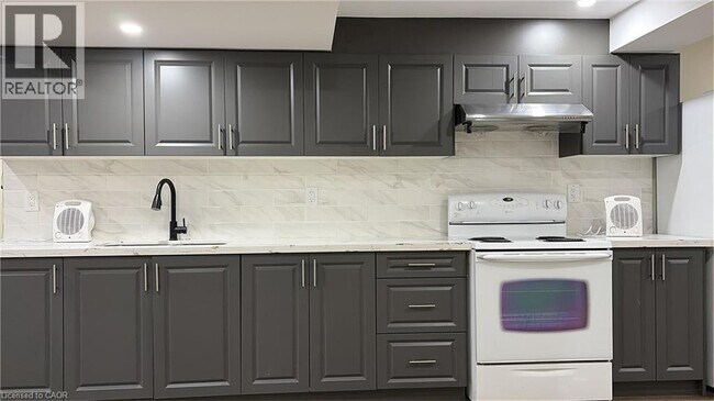 Photo du bâtiment - 40 Houghton St