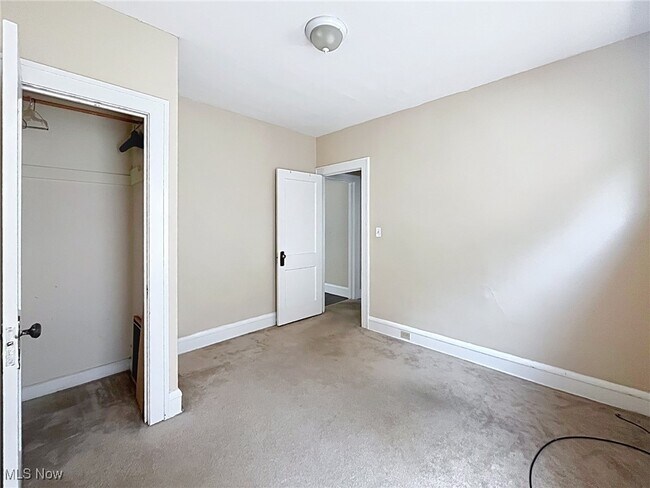 Foto del edificio - 2683 Hampshire Rd