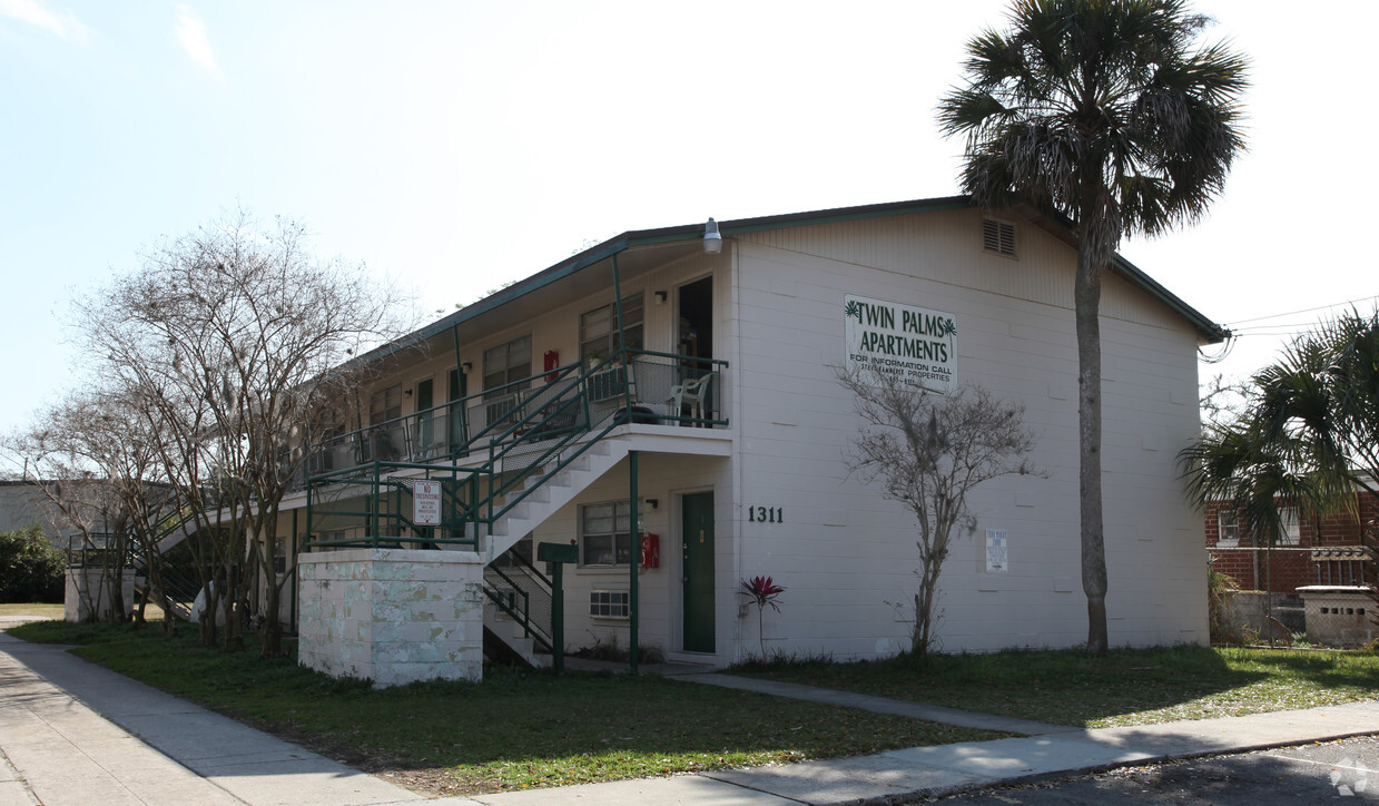 Building Photo - Twin Palm Apartments