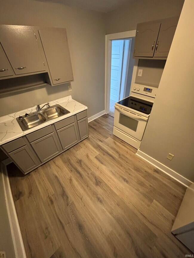 Foto del edificio - 1027 Home Ave