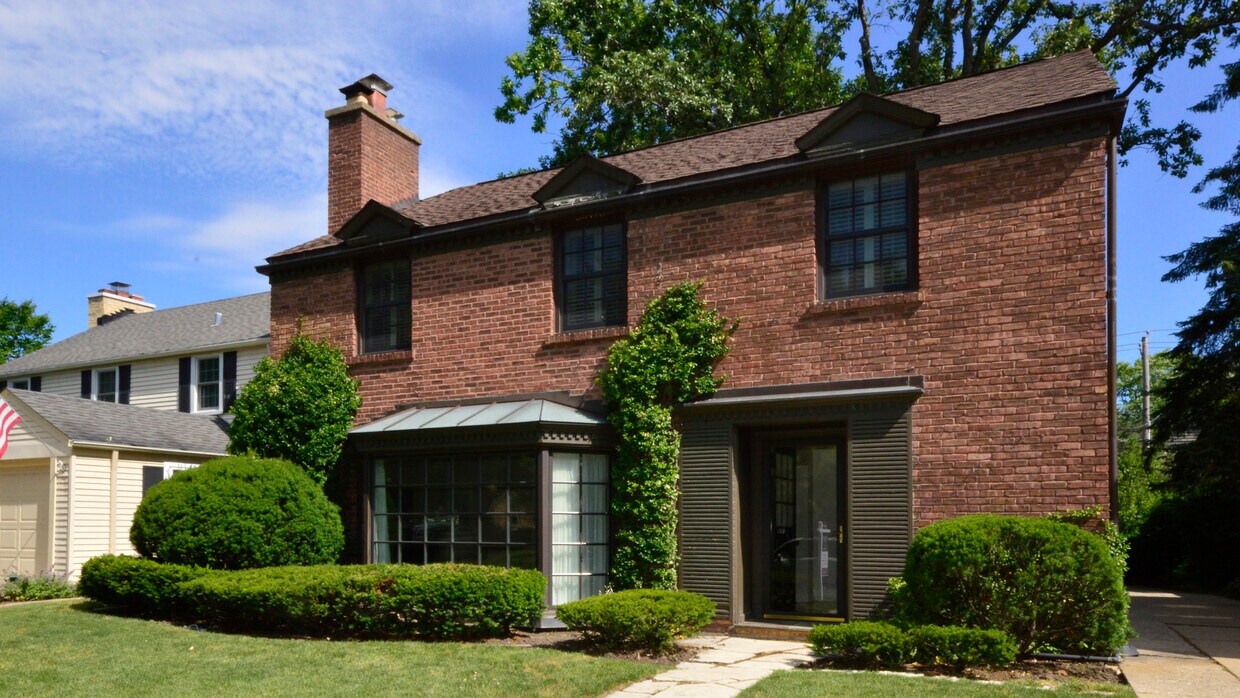 2212 Thornwood Ave, Wilmette, IL 60091 House Rental in Wilmette, IL