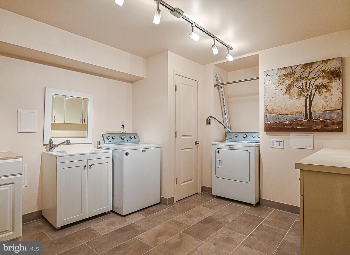 Foto principal - 1581 Regatta Ln