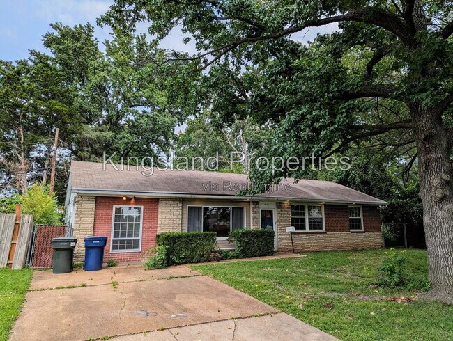 Building Photo - 4101 Koeln Ave