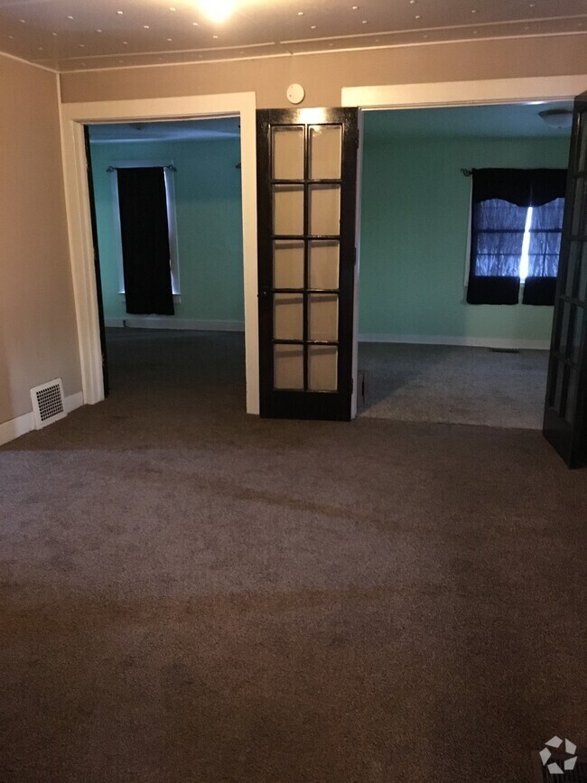 Beardsley Apartments for Rent with a Yard Elkhart, IN 1 Rentals