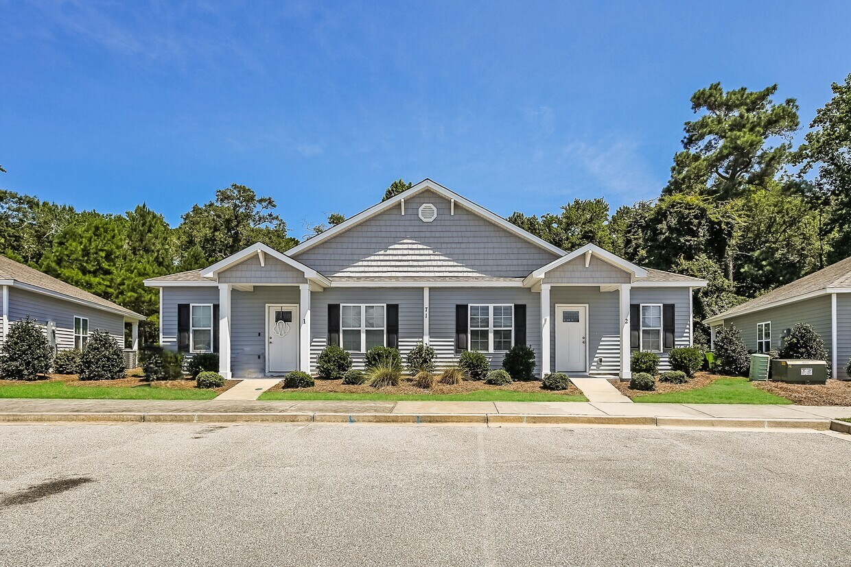 Primary Photo - 204 Glenshee Ct, Shallotte, NC
