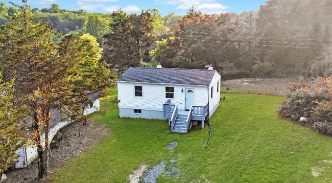Building Photo - 8700 Robert East Lee Dr