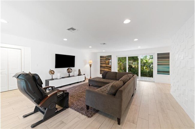 Foto del edificio - 500 NW 1st St