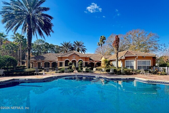 Foto del edificio - 540 Florida Club Blvd