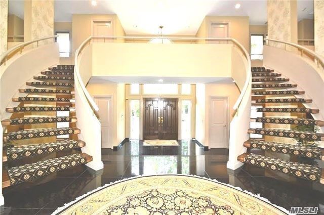 Foto del edificio - 10 Fox Meadow Ln