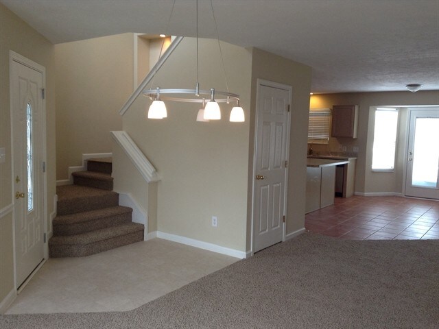 Building Photo - 6328 Hollingsworth Drive