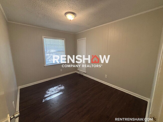 Foto del edificio - 4253 Argonne St