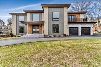 Building Photo - 20 Amberwood Dr